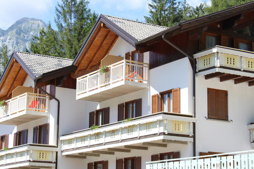 Appartamenti Residenza Pineta مولفينو الغرفة الصورة